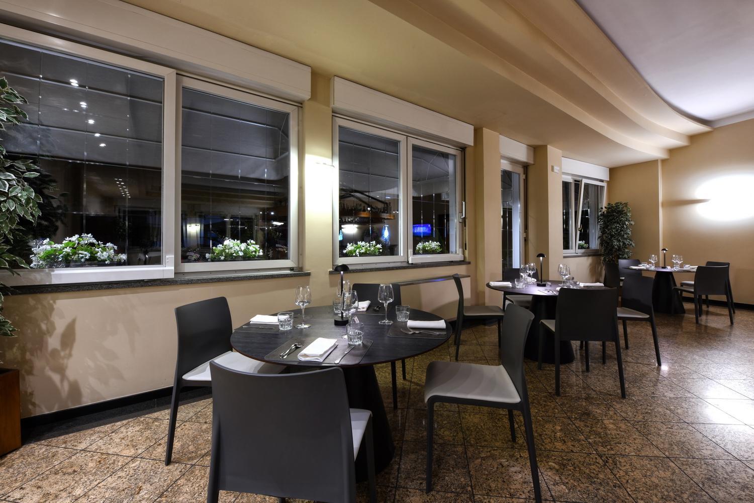 Hotel Internazionale Domodossola Exteriör bild