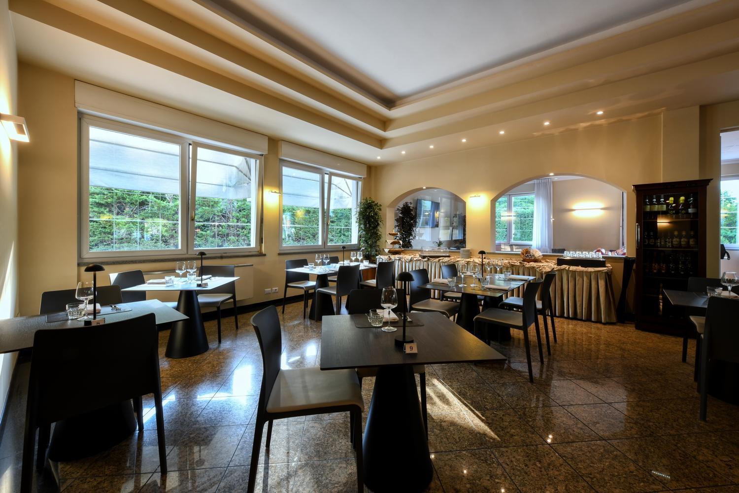 Hotel Internazionale Domodossola Exteriör bild
